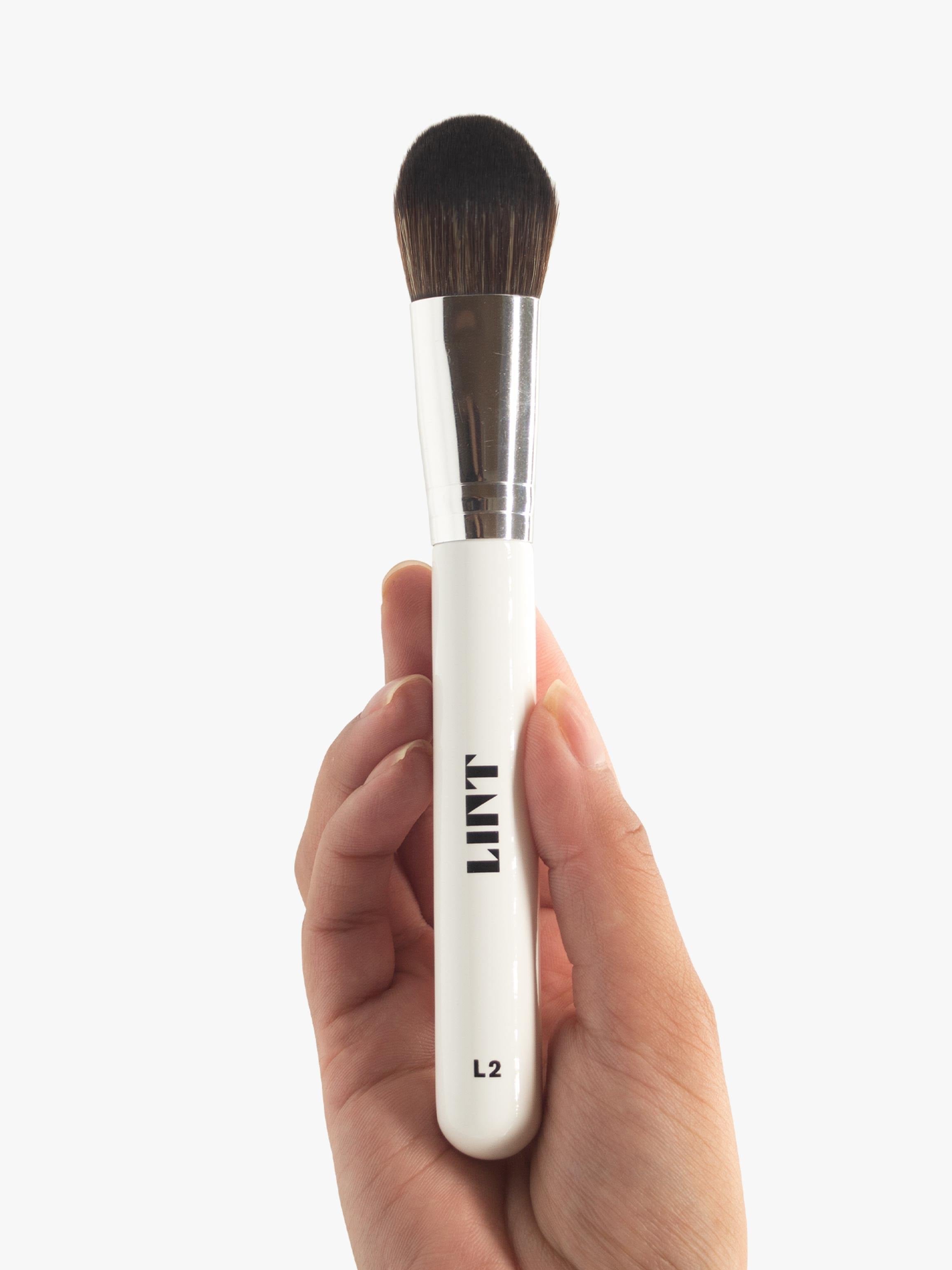 L2 Foundation - Lint cosmetics